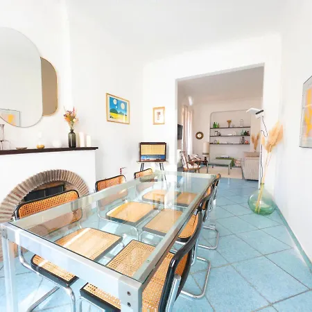 Maison Trenca * Mentone